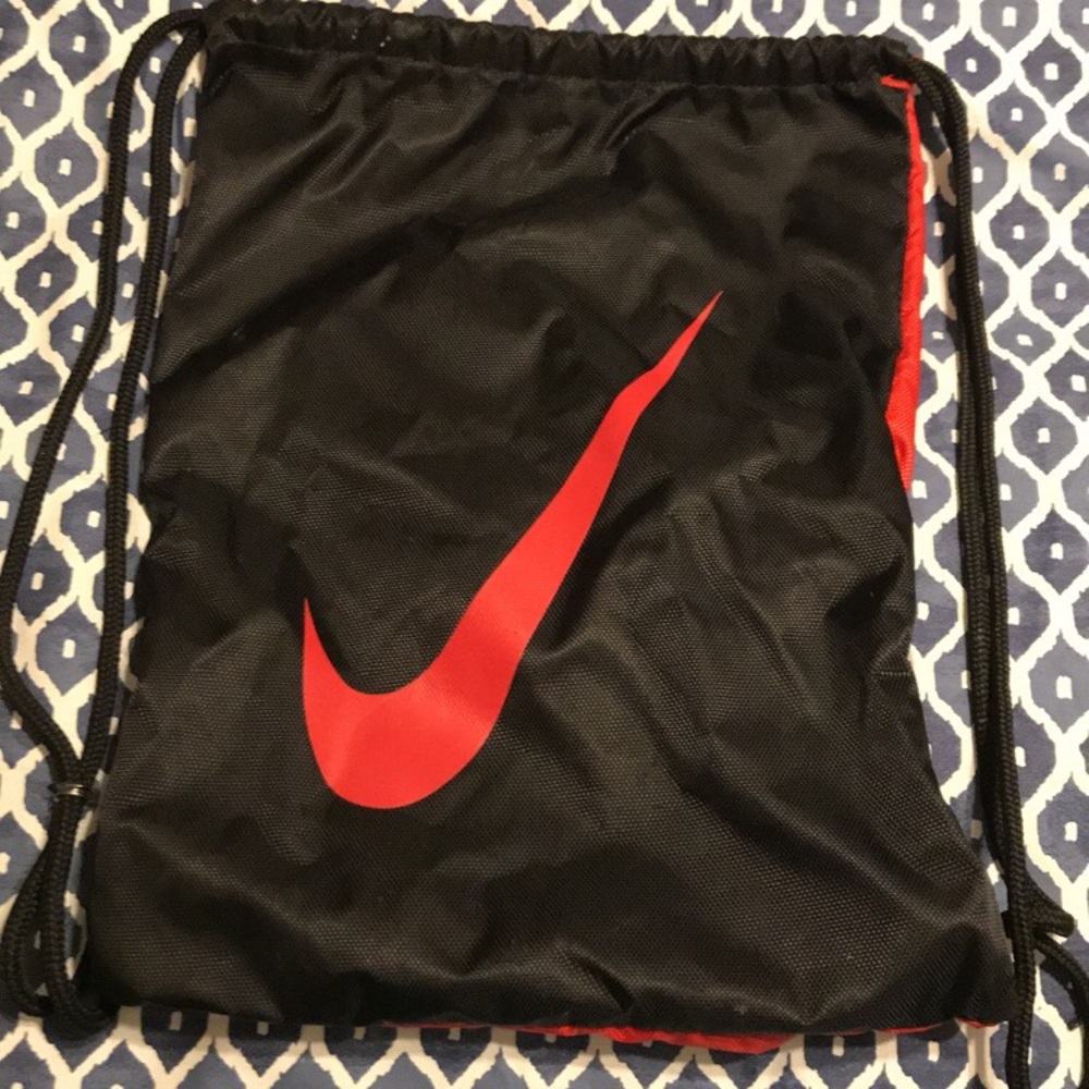 Nike drawstring sports bag